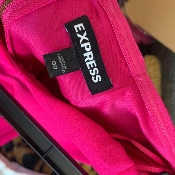 Express hot pink sweetheart strapless jumpsuit - Picture 6 of 8